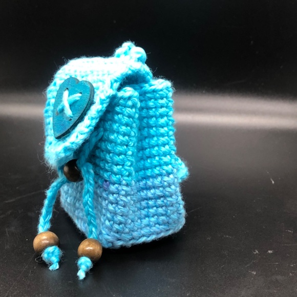 Handmade Crochet Mini Bag Keychain – Blue Colorblock, with Heart Button & Tassel - Picture 9 of 15